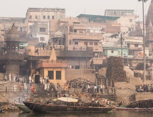 Varanasi, land of religion, re-birth and death – photo & video